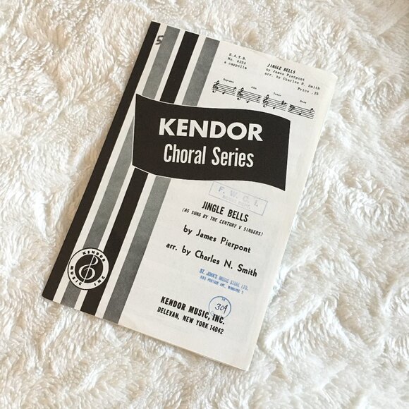 5/$25 'Jingle Bells' Vocal Arrangement Music Sheets - Picture 1 of 3